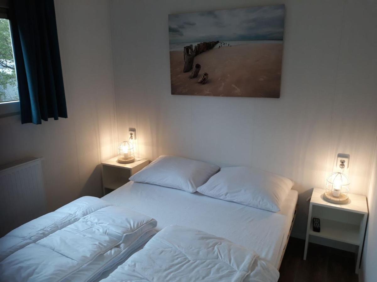Camping De Duinhoeve Chalet Schelp Not For Companies Nieuw-Haamstede Zewnętrze zdjęcie