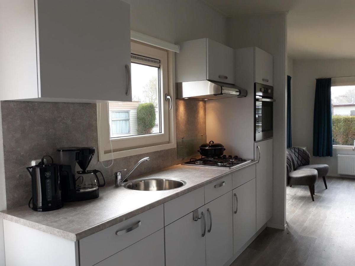 Camping De Duinhoeve Chalet Schelp Not For Companies Nieuw-Haamstede Zewnętrze zdjęcie