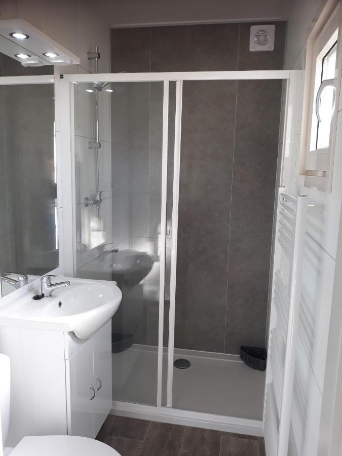Camping De Duinhoeve Chalet Schelp Not For Companies Nieuw-Haamstede Zewnętrze zdjęcie