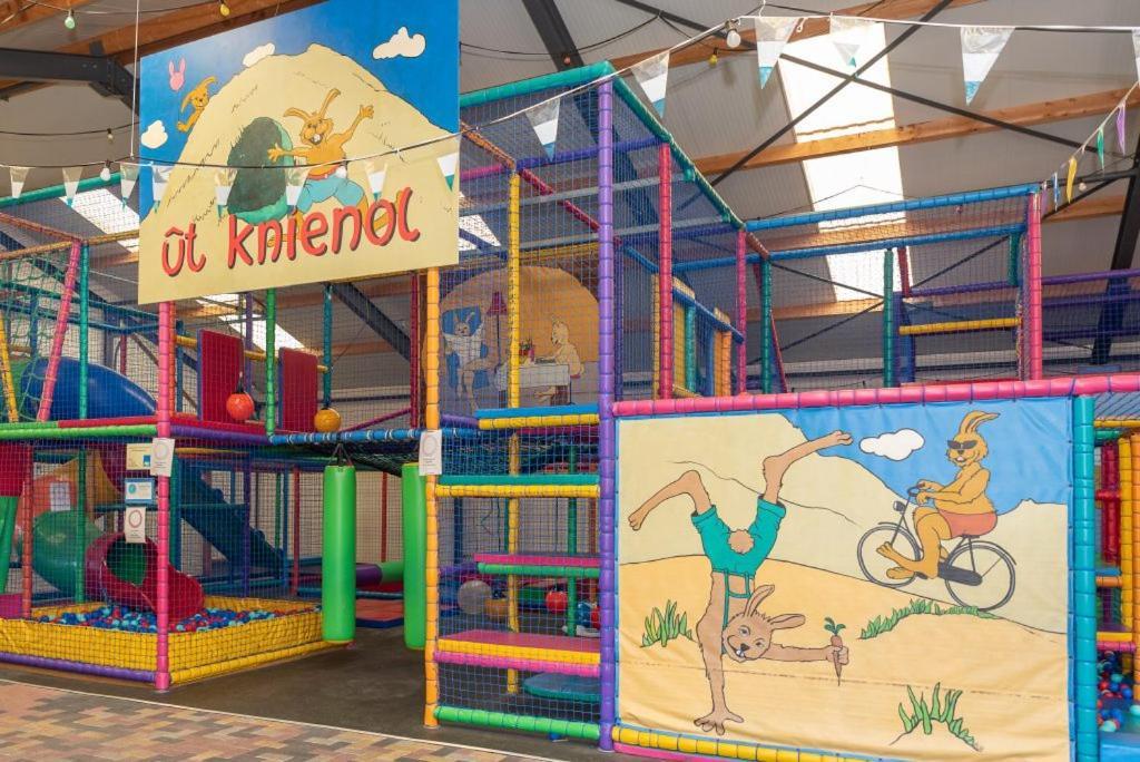 Camping De Duinhoeve Chalet Schelp Not For Companies Nieuw-Haamstede Zewnętrze zdjęcie